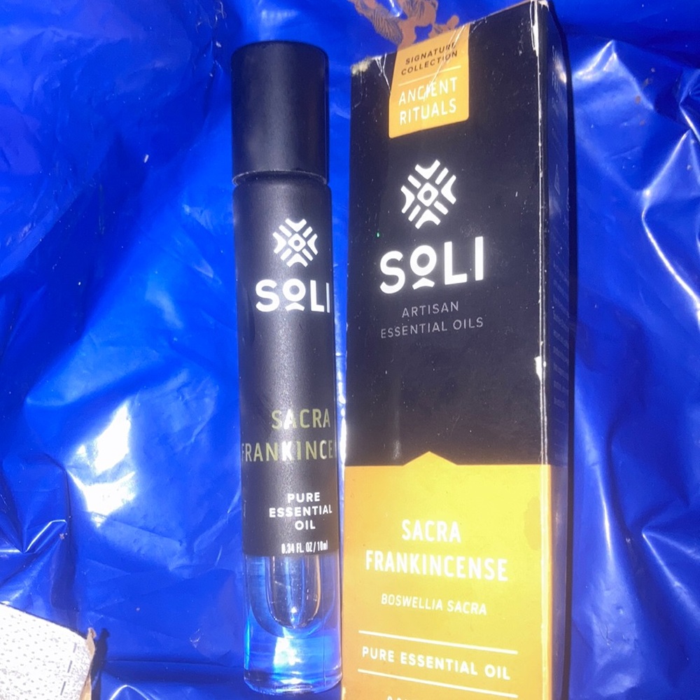 SOLI SACRA FRANKINCENSE.